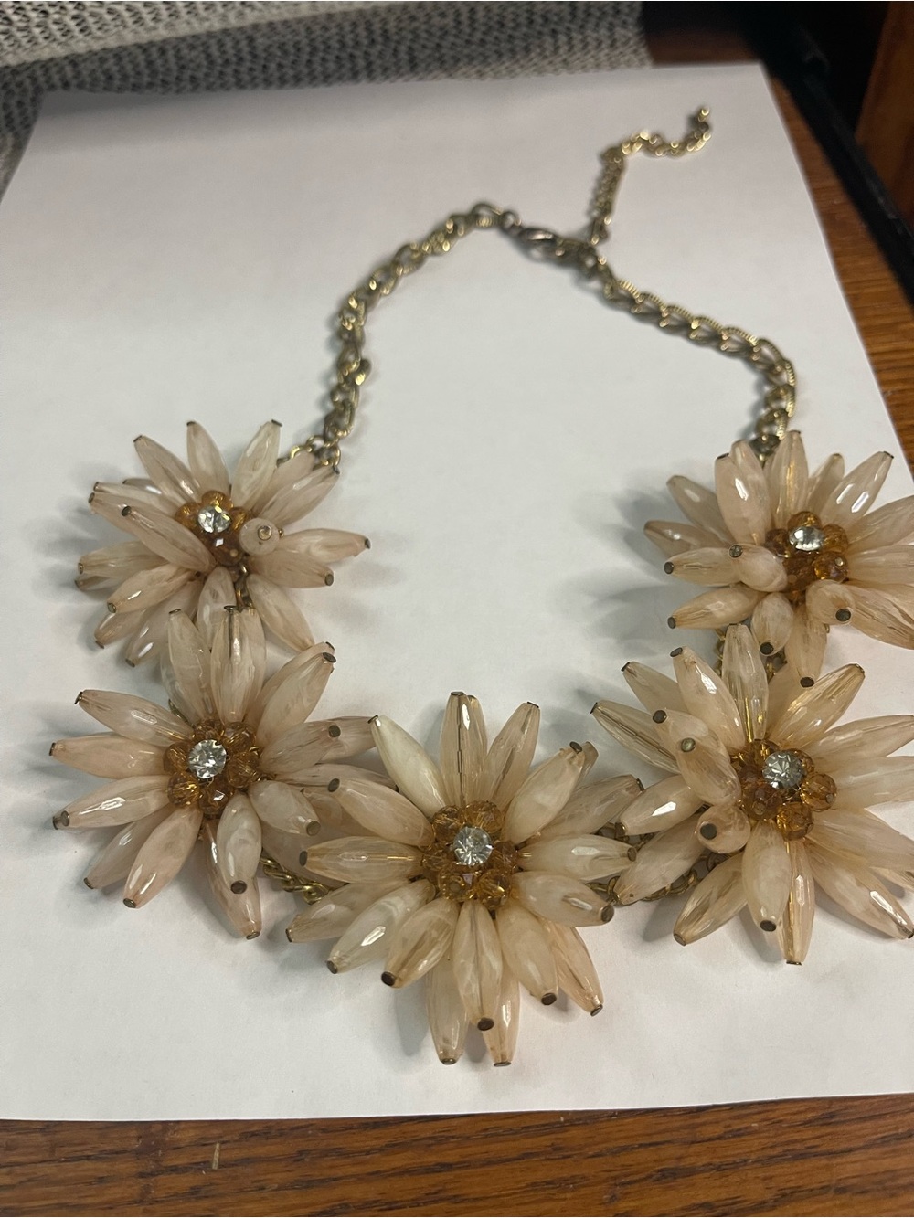 Vintage 1950s Lucite Floral Statement Necklace Ivory Daisy Rhinestone Bib,